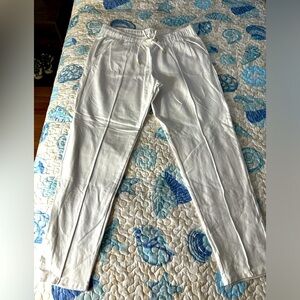 Lilly Pulitzer resort white 28" Emora Knit Pant NWOT